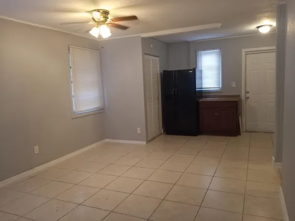 $1,950 | 522 West 3rd Street, Riviera Beach, FL 33404