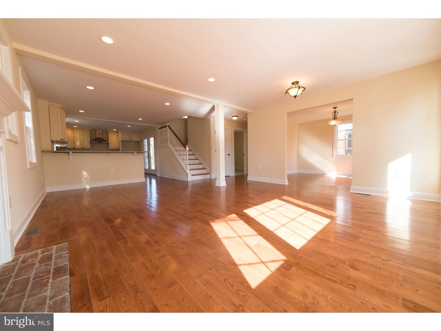 424 Colfax Road Havertown, PA 19083 - Photo 5 of 17