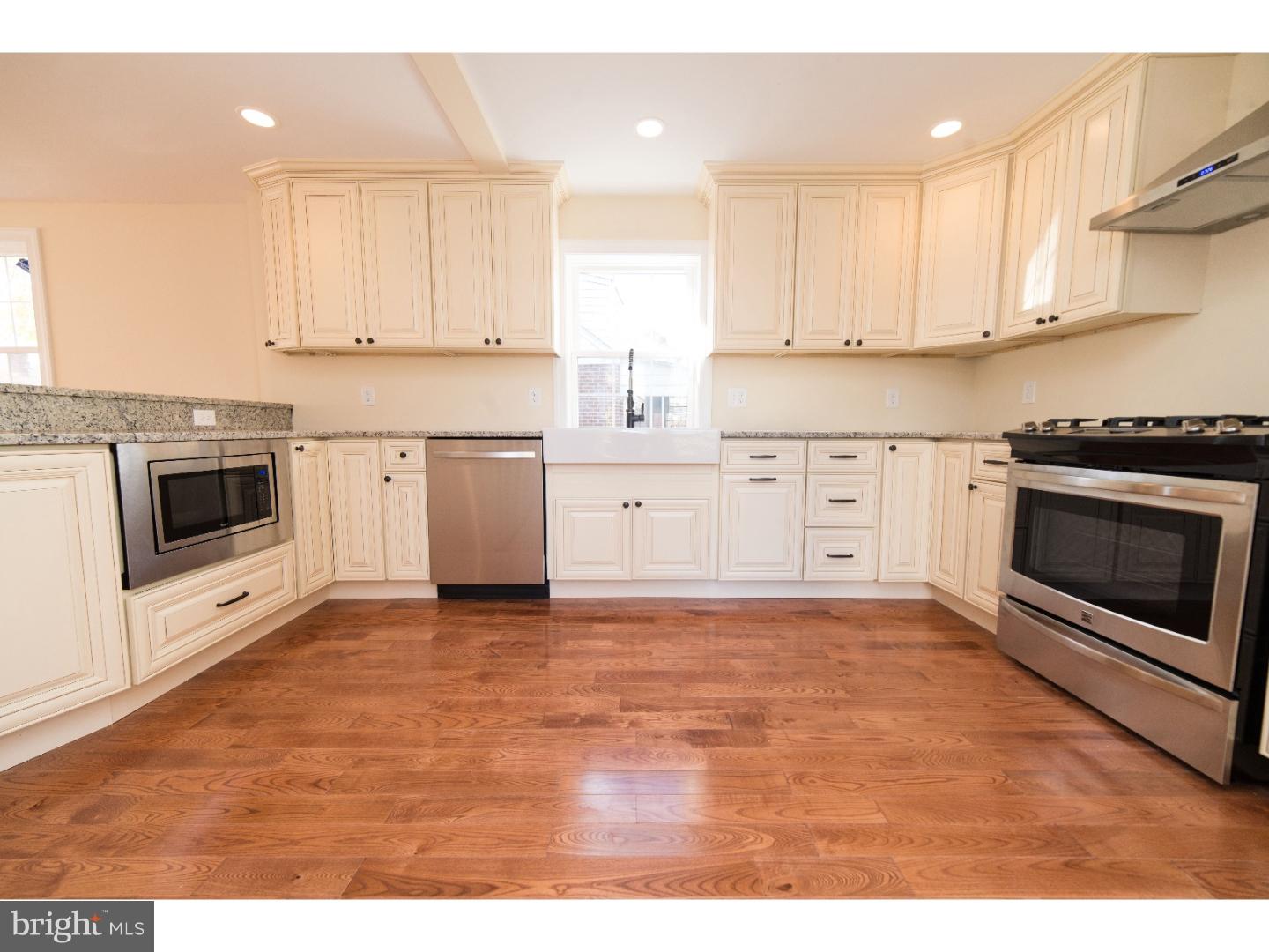 424 Colfax Road Havertown, PA 19083 - Photo 8 of 17