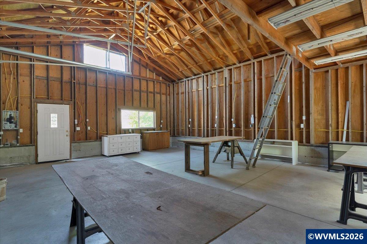 1860 Keizer Road Northeast Keizer, OR 97303 - Photo 33 of 45