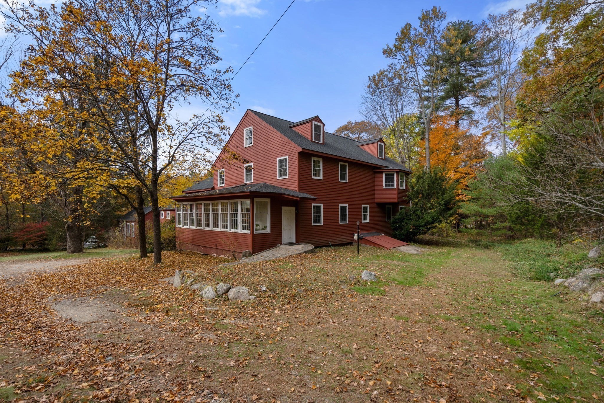 102 Concord Road Sudbury, MA 01776 - Photo 3 of 42 Gallery Image 3