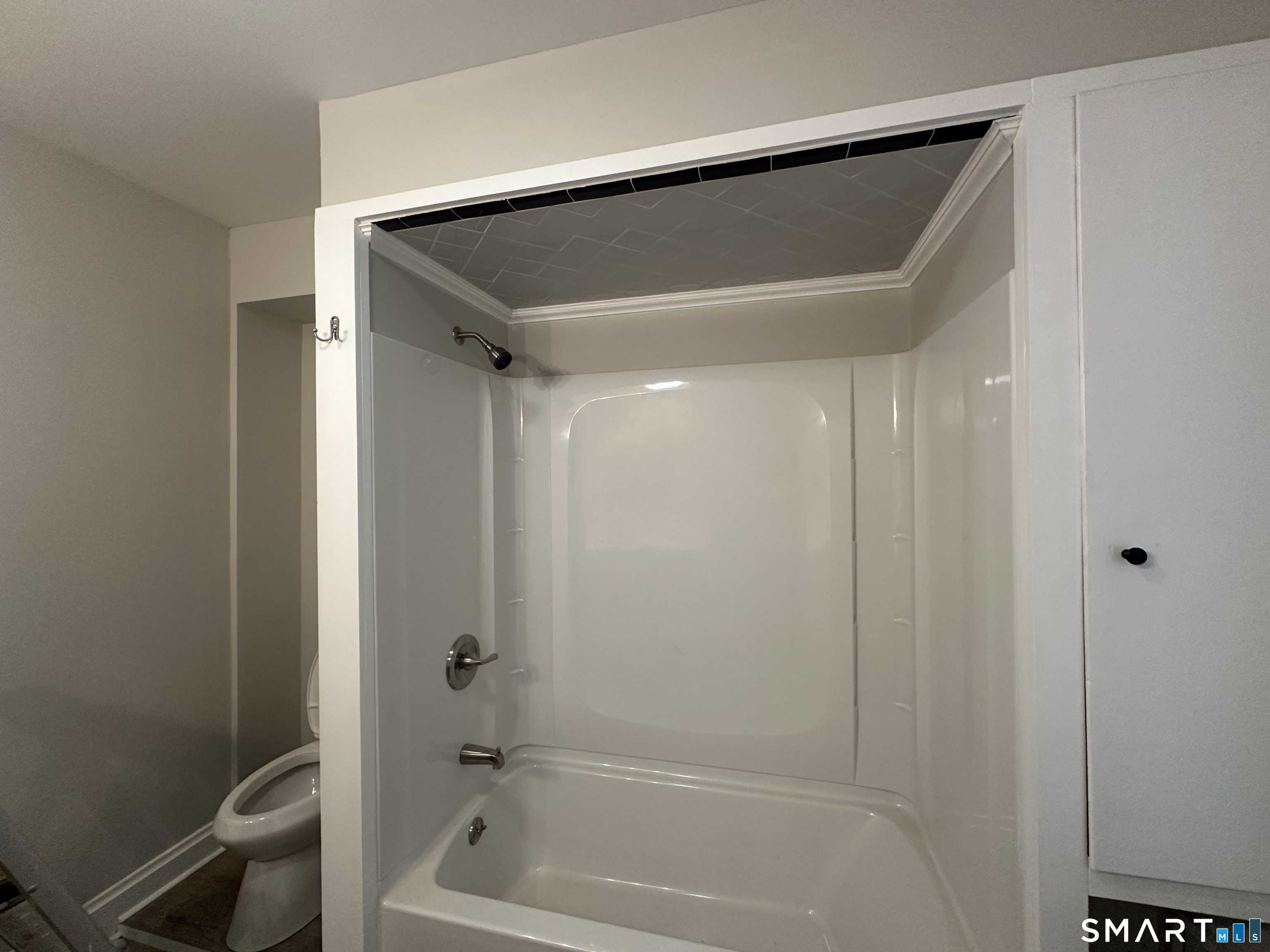 17 Broad Street Middletown, CT 06457 - Photo 5 of 6