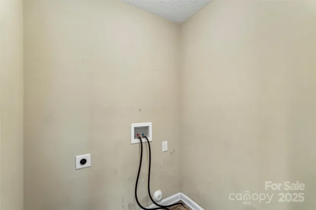 $195,000 | 11021 Cedar View Road, Charlotte, NC 28226