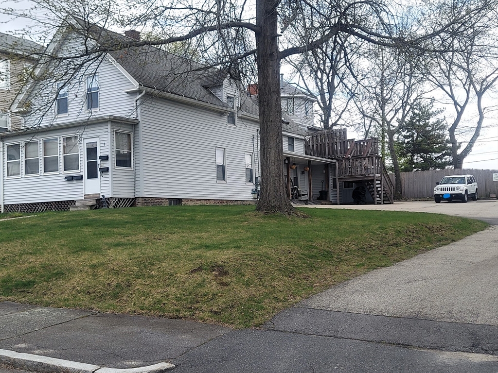 6 Buffum Street Worcester, MA 01603 - Photo 2 of 10