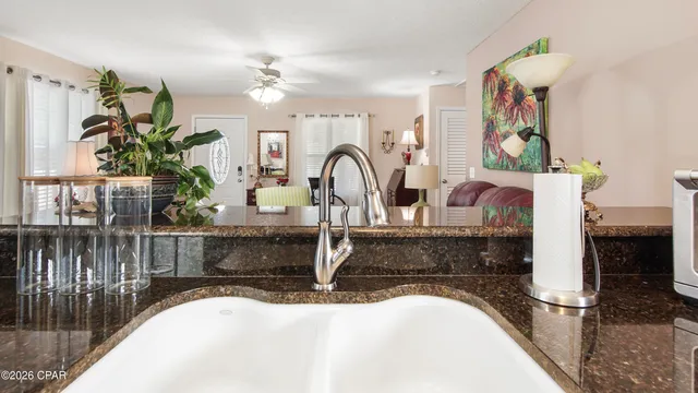 $2,000 | 1600 West 12th Street, Unit B, Panama City, FL 32401