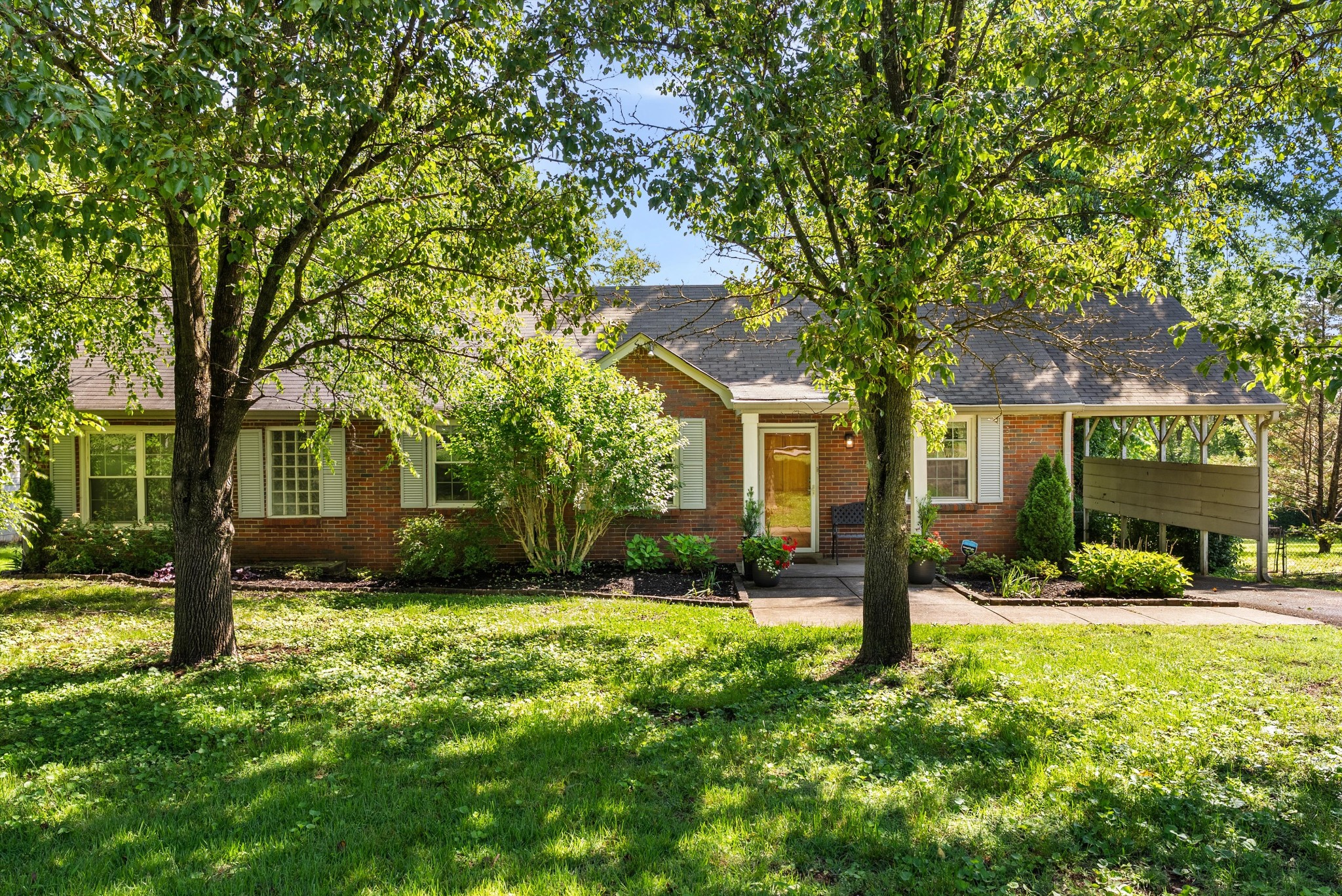2219 Berrywood Road Nashville, TN 37216 - Photo 1 of 39