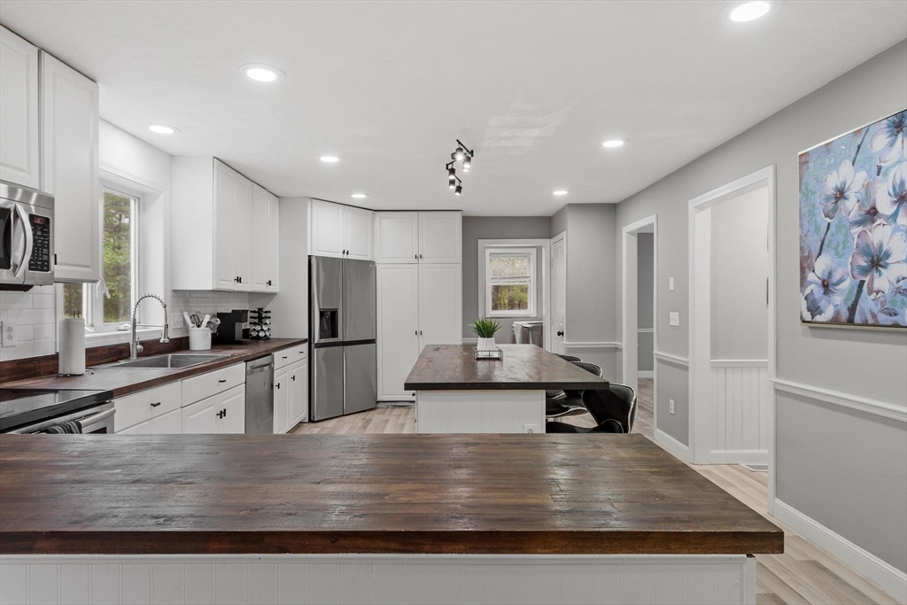 731 Foster Road Ashby, MA 01431 - Photo 16 of 42