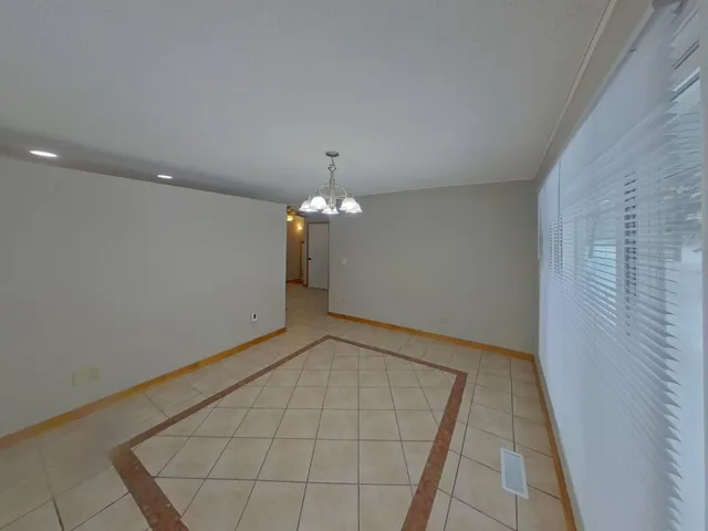 $2,069 | 2605 Eastman Drive, New Brighton, MN 55112