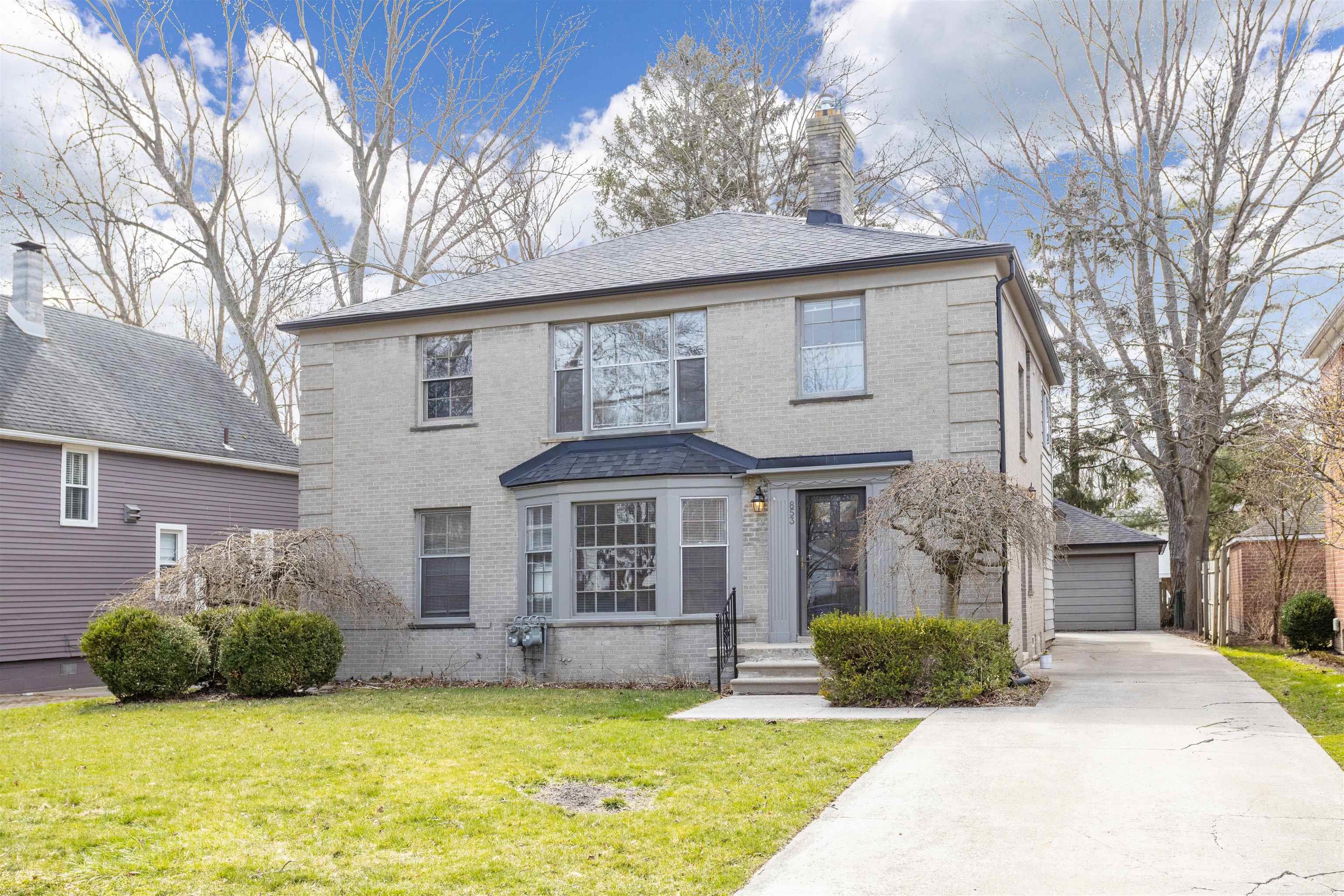 853 Neff Road Grosse Pointe, MI 48230 - Photo 2 of 52 50136683-5427bdaa-ad3b-4e18-9289-ab31e8e8224d.JPG