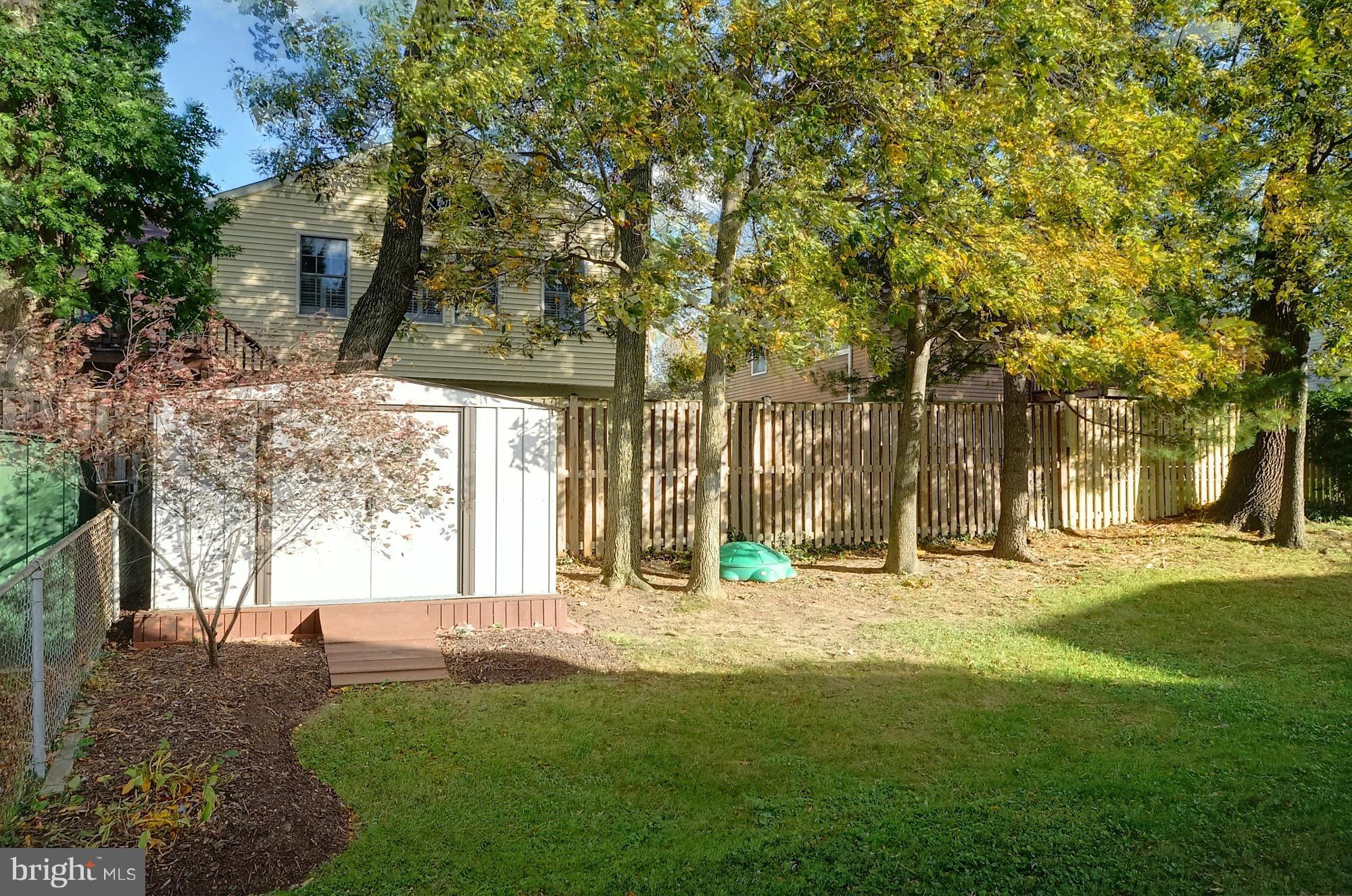 417 Bathurst Road Catonsville, MD 21228 - Photo 28 of 30 Backyard
