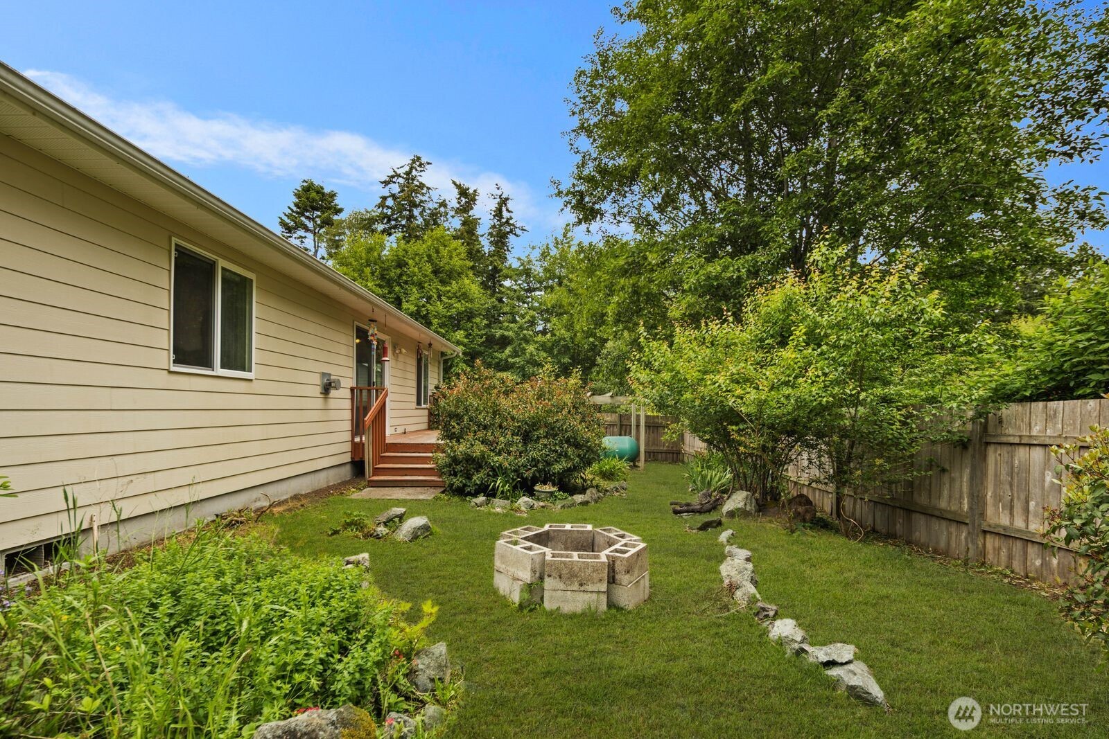 2220 Williams Road Oak Harbor, WA 98277 - Photo 32 of 37