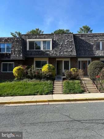 $369,900 | 322 West Deer Park Road, Unit 2C, Gaithersburg, MD 20877