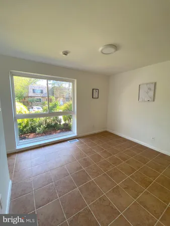 $369,900 | 322 West Deer Park Road, Unit 2C, Gaithersburg, MD 20877