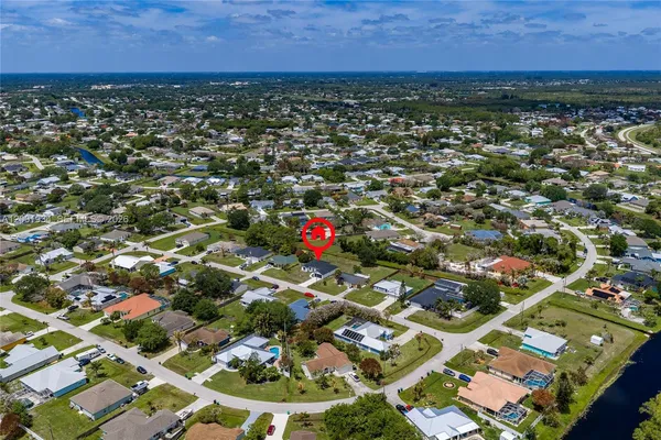 $520,000 | 2857 Southeast Cabana Lane, Port St. Lucie, FL 34952