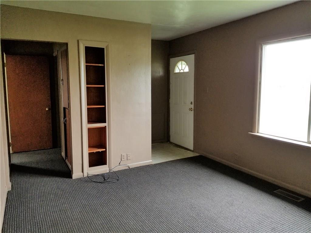 2530 Moore Road Anderson, IN 46011 - Photo 5 of 10 Gallery Image 5