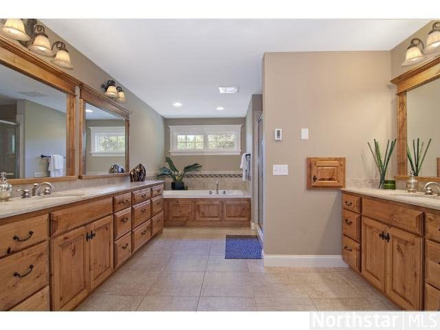 12361 Riverview Road Eden Prairie, MN 55347 - Photo 13 of 18
