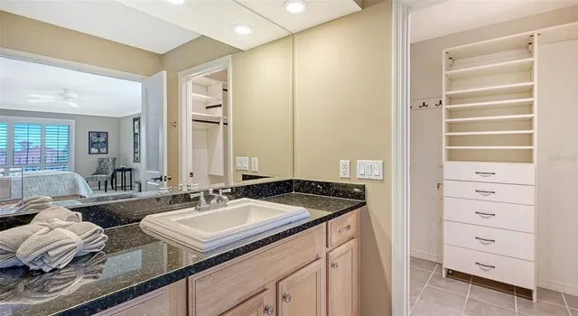 $985,000 | 1 Benjamin Franklin Drive, Unit 55, Sarasota, FL 34236