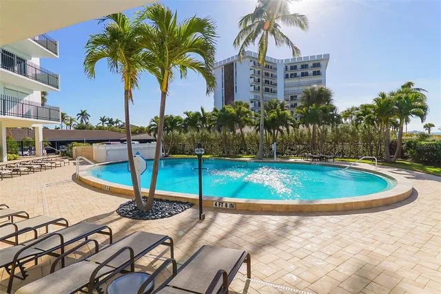 $985,000 | 1 Benjamin Franklin Drive, Unit 55, Sarasota, FL 34236