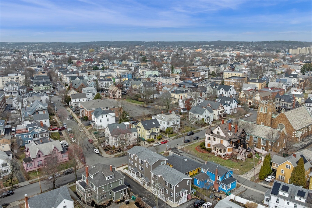 28 Baltimore Street, Unit 4 Lynn, MA 01902 - Photo 13 of 35