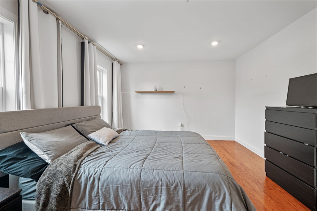 28 Baltimore Street, Unit 4 Lynn, MA 01902 - Photo 25 of 35