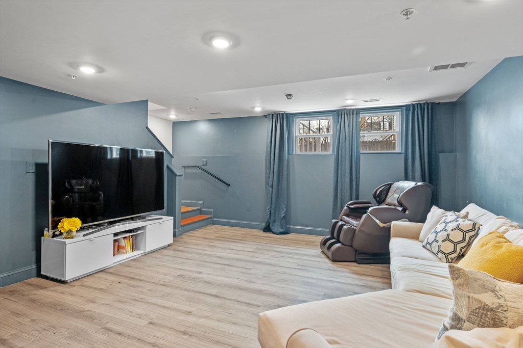 28 Baltimore Street, Unit 4 Lynn, MA 01902 - Photo 33 of 35