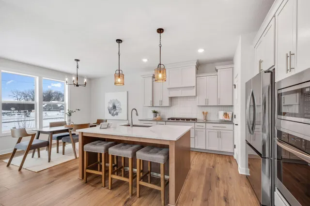 $799,900 | 10261 Shadyview Lane North, Maple Grove, MN 55311