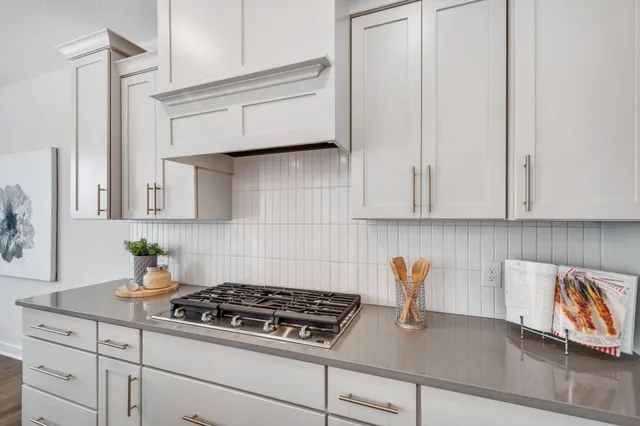 $799,900 | 10261 Shadyview Lane North, Maple Grove, MN 55311