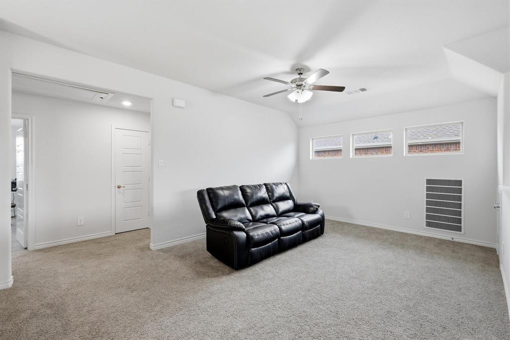 9800 Quail Pointe Road Aubrey, TX 76227 - Photo 18 of 24