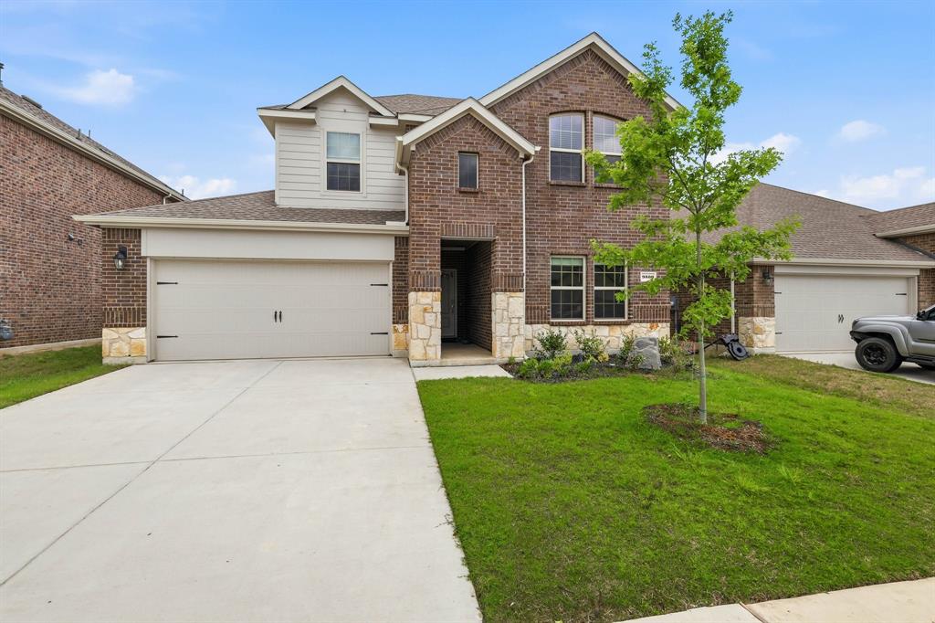 9800 Quail Pointe Road Aubrey, TX 76227 - Photo 2 of 24