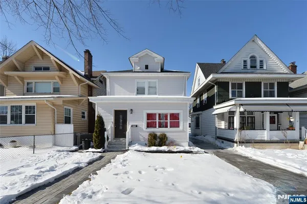 $535,000 | 171 Ampere Parkway, Bloomfield, NJ 07003