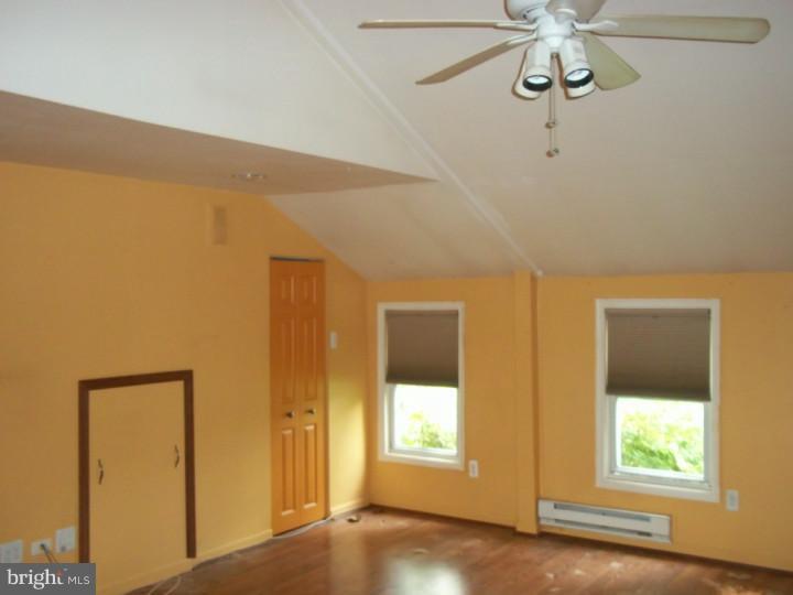 441 Crescent Road Hatboro, PA 19040 - Photo 7 of 10 Bedroom - Main