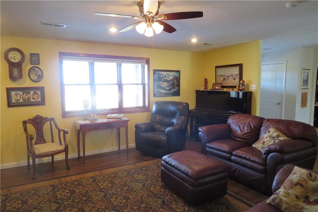 3100 Southeast Wamsley Road Cameron, MO 64429 - Photo 23 of 59