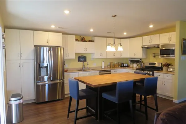 $650,000 | 3100 Southeast Wamsley Road, Cameron, MO 64429