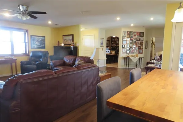 $650,000 | 3100 Southeast Wamsley Road, Cameron, MO 64429
