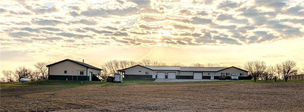 3100 Southeast Wamsley Road Cameron, MO 64429 - Photo 4 of 67