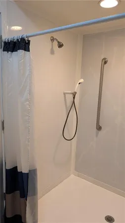 $650,000 | 3100 Southeast Wamsley Road, Cameron, MO 64429