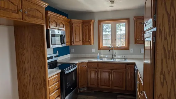 $650,000 | 3100 Southeast Wamsley Road, Cameron, MO 64429