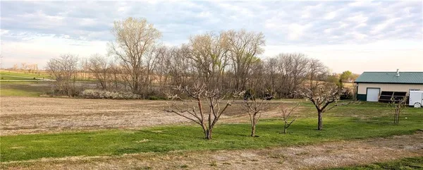 $640,000 | 3100 Southeast Wamsley Road, Cameron, MO 64429