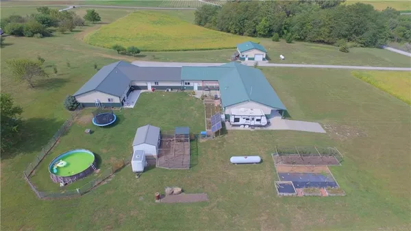 $650,000 | 3100 Southeast Wamsley Road, Cameron, MO 64429