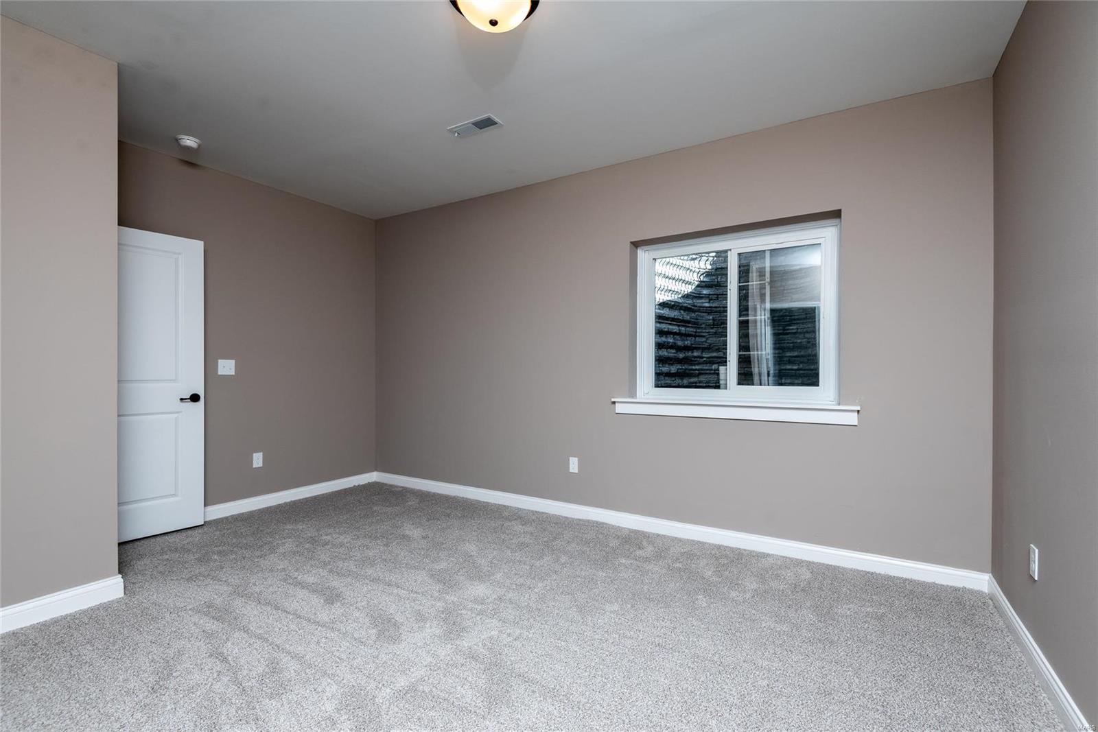 413 Rumsfeld Troy, IL 62294 - Photo 34 of 38 Gallery Image 34