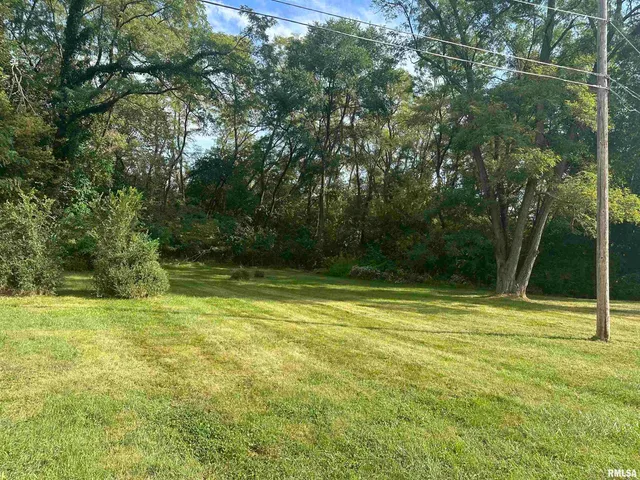 $200,000 | 601 May Street, Le Claire, IA 52753