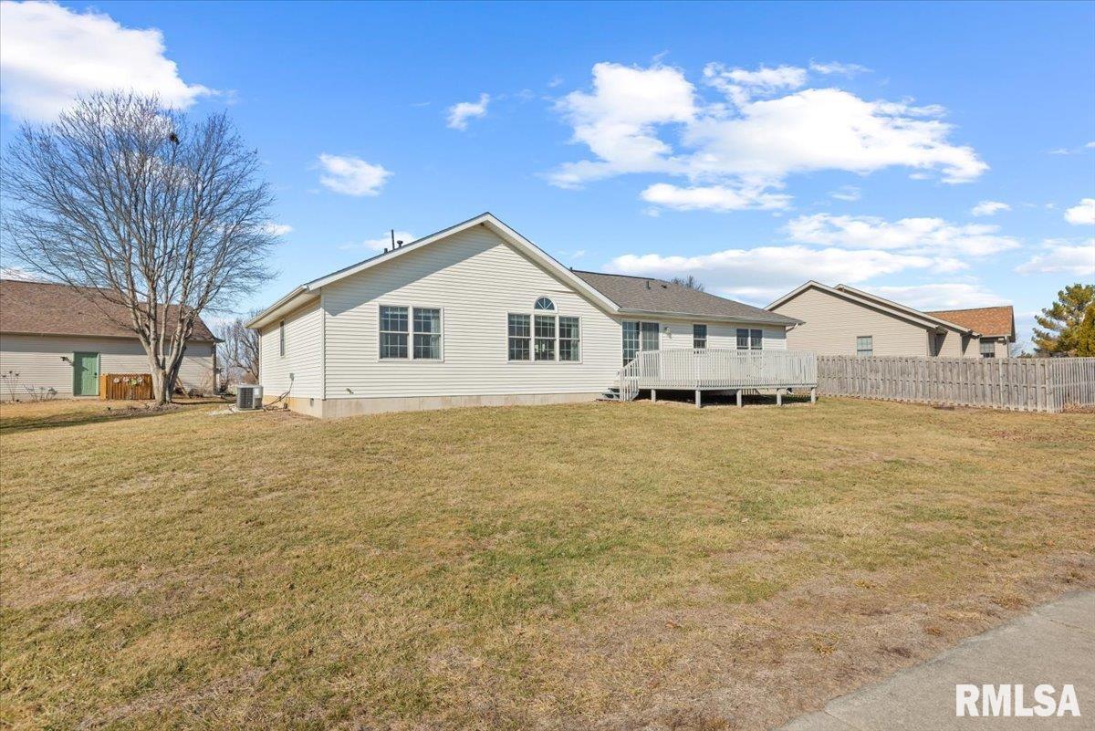 5000 Manhattan Drive Springfield, IL 62711 - Photo 32 of 36 Gallery Image 32