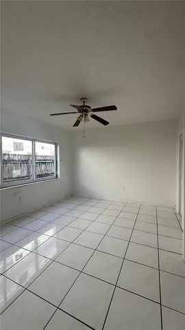 $1,700 | 7271 Gary Avenue, Unit 3, Miami Beach, FL 33141