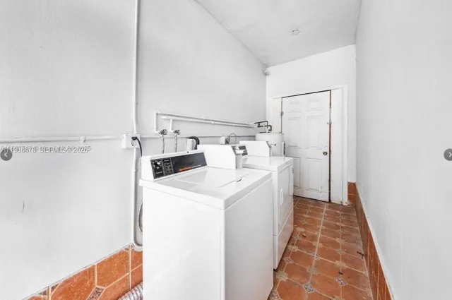 $1,700 | 7271 Gary Avenue, Unit 3, Miami Beach, FL 33141