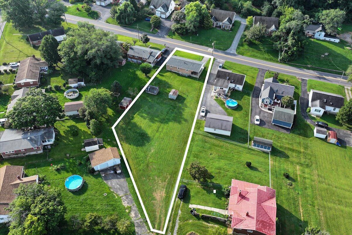 1204 Mountain View Road Vinton, VA 24179 - Photo 8 of 18 06-DJI_20250816085942_0293_D