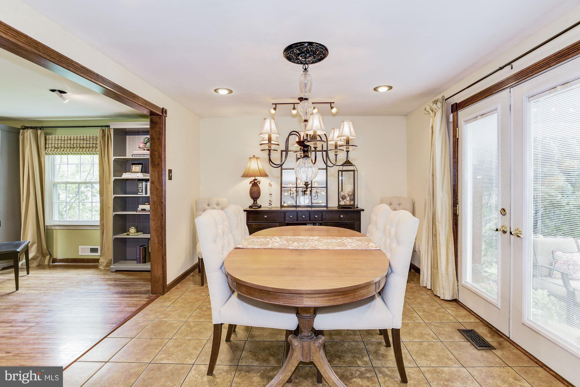 533 Covered Bridge Road Cherry Hill, NJ 08034 - Photo 14 of 30