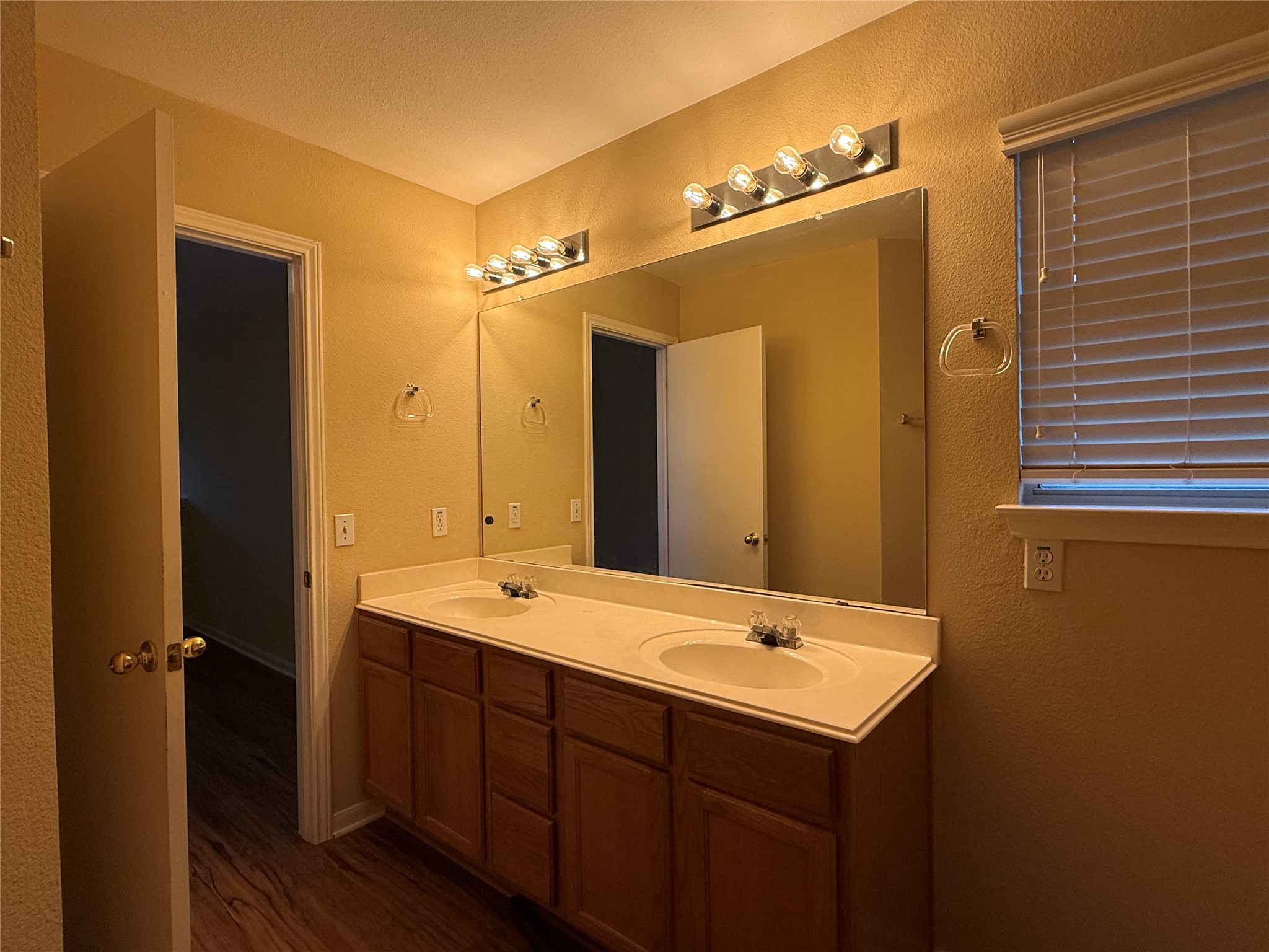 25 Azalea Drive Georgetown, TX 78626 - Photo 10 of 29