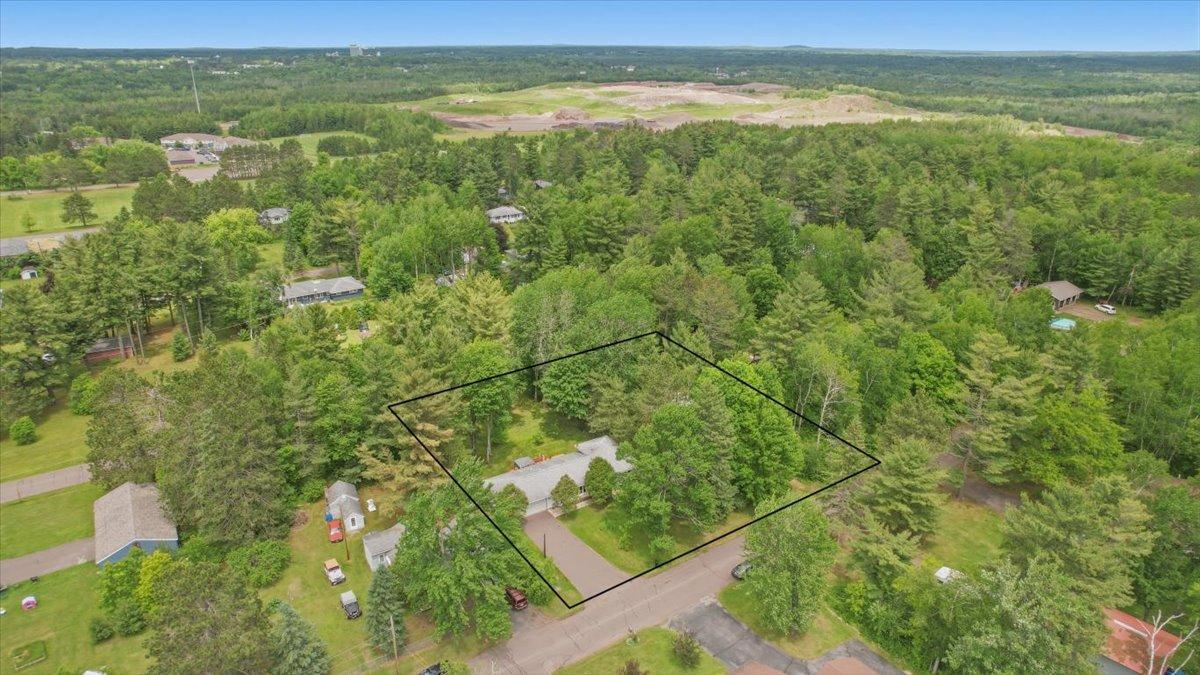 1405 Roland Road Cloquet, MN 55720 - Photo 3 of 33