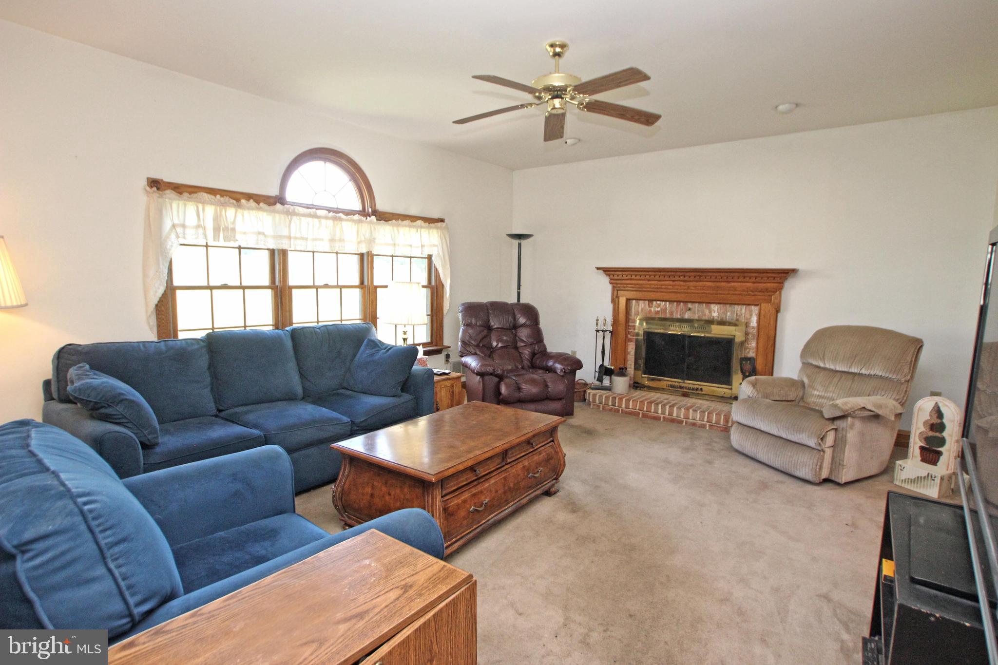 412 Heyer Mill Road Nazareth, PA 18064 - Photo 11 of 30
