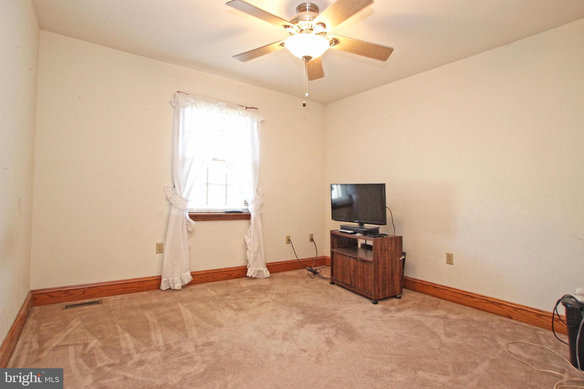 412 Heyer Mill Road Nazareth, PA 18064 - Photo 25 of 30